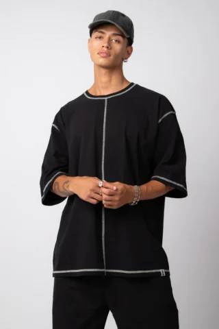 REMERA OVER RILEY NEGRA