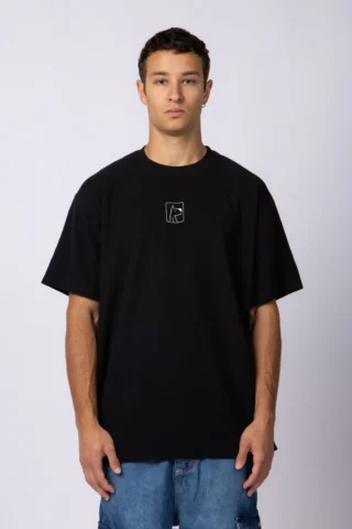 REMERA OVER HANA PASEO NEGRA