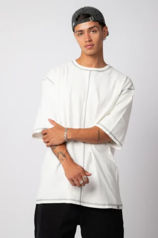 REMERA OVER RILEY CRUDO